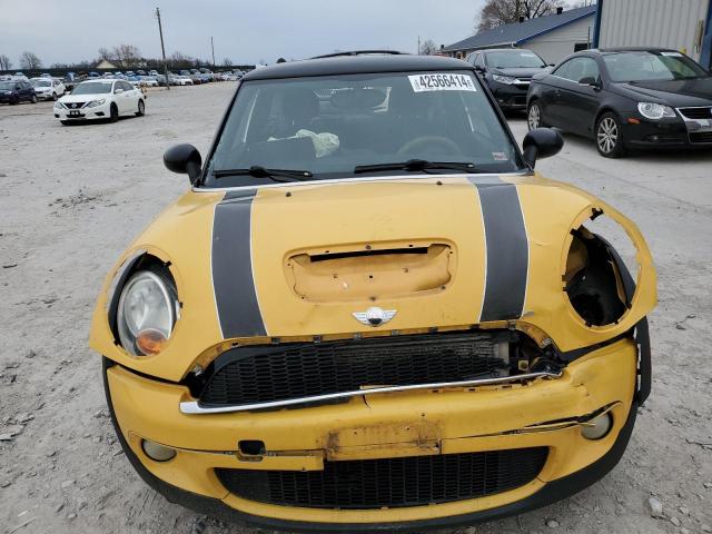 WMWMF73597TT83250 - 2007 MINI COOPER S YELLOW photo 5