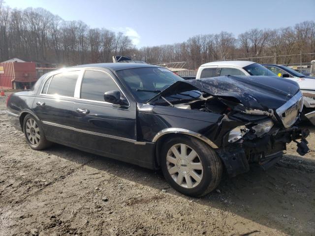 1LNHM81W03Y616629 - 2003 LINCOLN TOWN CAR EXECUTIVE Черный фото 4