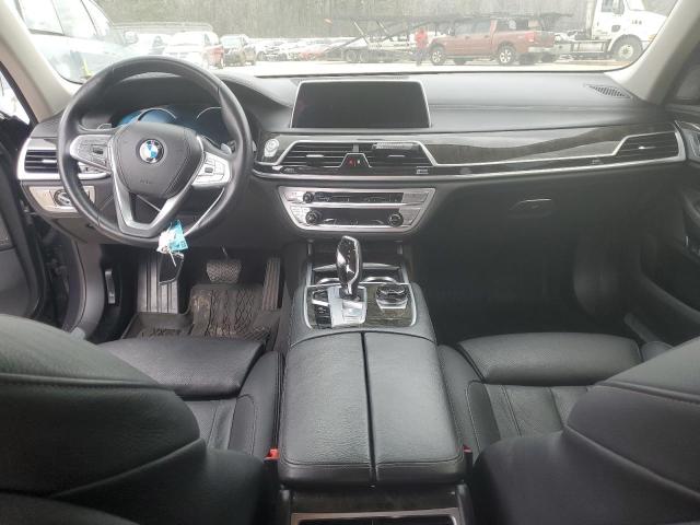 WBA7E4C59JGV24011 - 2018 BMW 740 XI GRAY photo 8