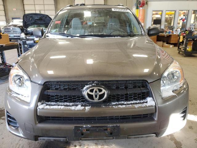 2T3BF4DV1BW103494 - 2011 TOYOTA RAV4 BROWN photo 5