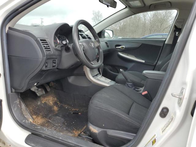 5YFBU4EE9DP209807 - 2013 TOYOTA COROLLA BASE WHITE photo 7