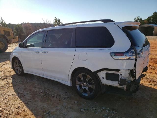 5TDXK3DC7GS748198 - 2016 TOYOTA SIENNA SE WHITE photo 2