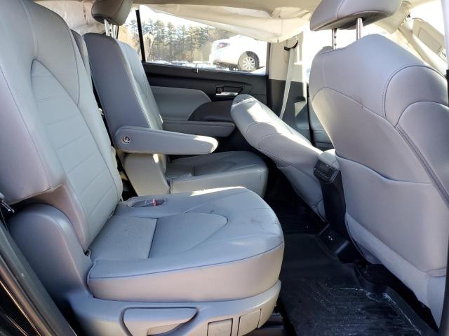 5TDGZRBH4LS001214 - 2020 TOYOTA HIGHLANDER XLE BLACK photo 11