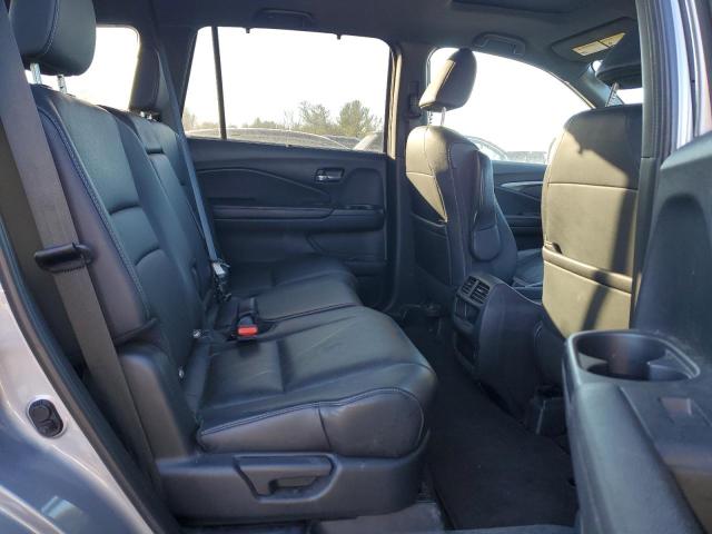 5FNYF8H50KB030894 - 2019 HONDA PASSPORT EXL SILVER photo 11