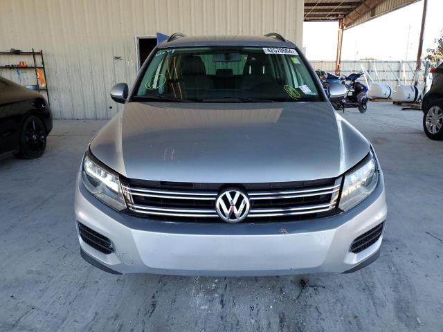 WVGAV7AX2FW591945 - 2015 VOLKSWAGEN TIGUAN S SILVER photo 5