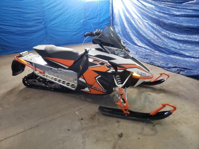 4UF16SNW7GT118155 - 2016 ARCTIC CAT ZR5000 TWO TONE photo 1