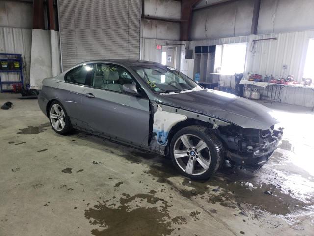 WBAKE5C55BE573610 - 2011 BMW 328 I SULEV GRAY photo 4