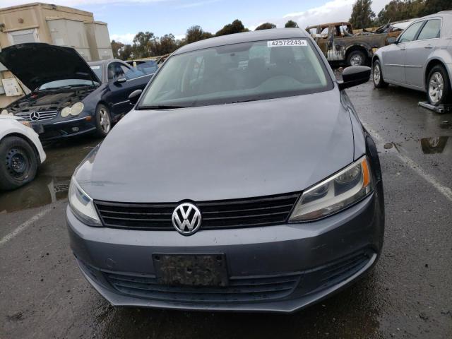 3VW2K7AJXEM242248 - 2014 VOLKSWAGEN JETTA BASE GRAY photo 5
