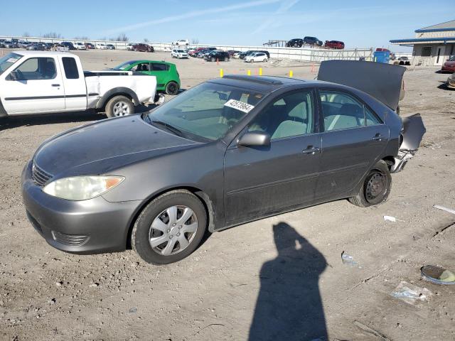 4T1BE32K95U578037 - 2005 TOYOTA CAMRY LE GRAY photo 1