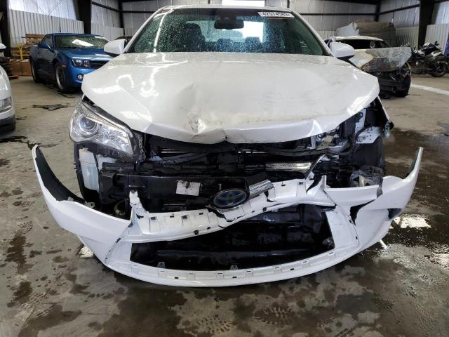 4T1BD1FK6FU143365 - 2015 TOYOTA CAMRY HYBRID WHITE photo 5