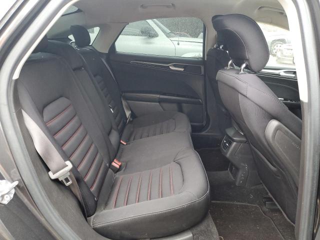 3FA6P0H7XFR108857 - 2015 FORD FUSION SE GRAY photo 10