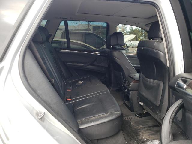 5UXZW0C50BL371608 - 2011 BMW X5 XDRIVE35D GRAY photo 11