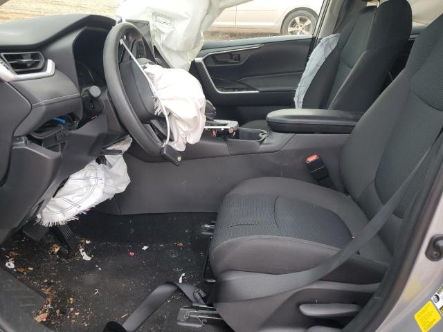 2T3H1RFV5RW307101 - 2024 TOYOTA RAV4 LE SILVER photo 7