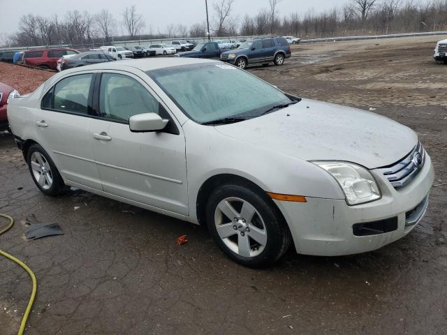 3FAHP07Z48R195783 - 2008 FORD FUSION SE SILVER photo 4