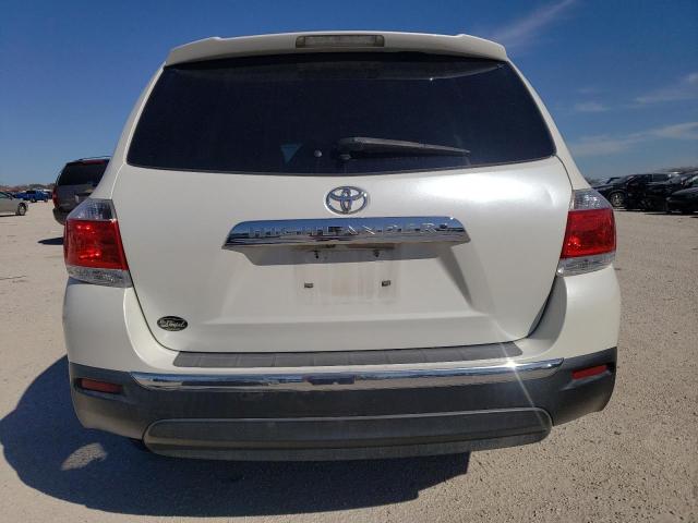 5TDZK3EH6BS048619 - 2011 TOYOTA HIGHLANDER BASE WHITE photo 6