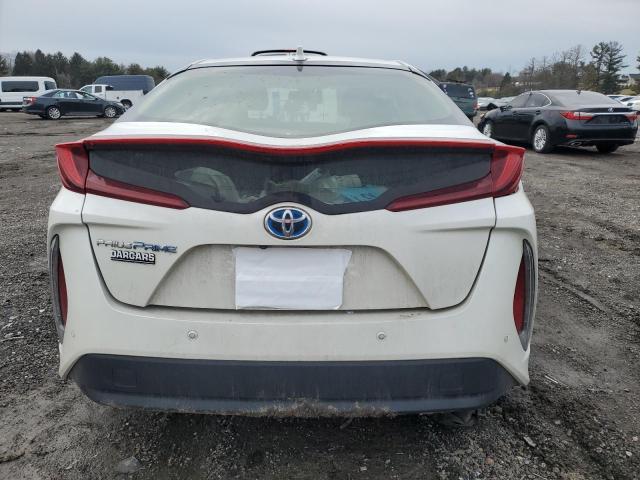 JTDKARFP9H3036147 - 2017 TOYOTA PRIUS PRIM 白色 照片 6