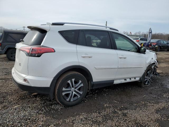 JTMBFREV9JD229433 - 2018 TOYOTA RAV4 LE WHITE photo 3