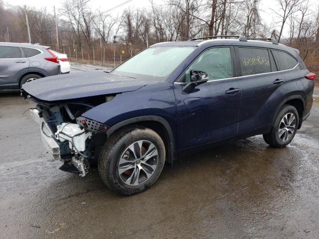 5TDGZRBHXNS214686 - 2022 TOYOTA HIGHLANDER XLE BLUE photo 1