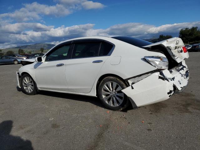 1HGCR2F7XFA068541 - 2015 HONDA ACCORD EX WHITE photo 2