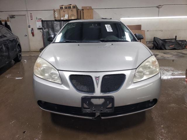 1G2ZG528X54111064 - 2005 PONTIAC G6 SILVER photo 5