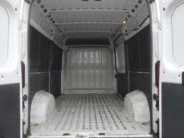 3C6TRVCG3KE520476 - 2019 RAM PROMASTER 2500 HIGH WHITE photo 10