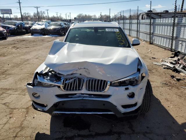 5UXWX9C57H0T00002 - 2017 BMW X3 XDRIVE28I WHITE photo 5