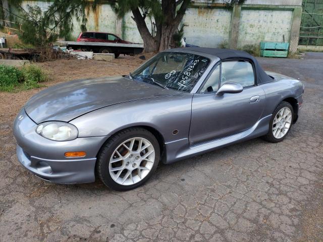 JM1NB353420225917 - 2002 MAZDA MX-5 MIATA BASE GRAY photo 1