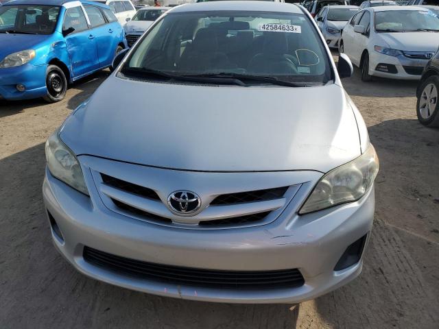 5YFBU4EE2CP059280 - 2012 TOYOTA COROLLA LE BASE SILVER photo 5