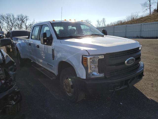 1FT8W3CT4HED33597 - 2017 FORD F350 SUPER DUTY WHITE photo 4