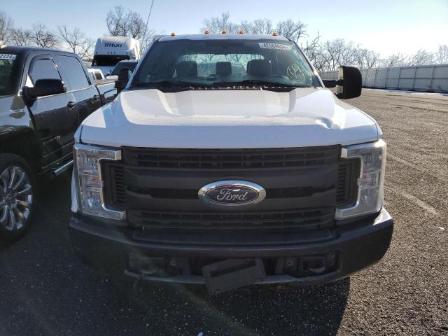 1FT8W3CT4HED33597 - 2017 FORD F350 SUPER DUTY WHITE photo 5