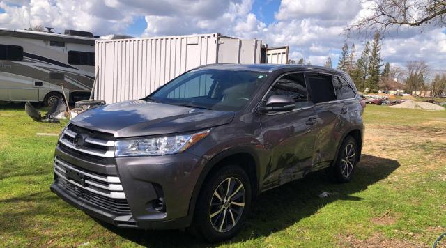 5TDJZRFH3JS529520 - 2018 TOYOTA HIGHLANDER SE BROWN photo 2