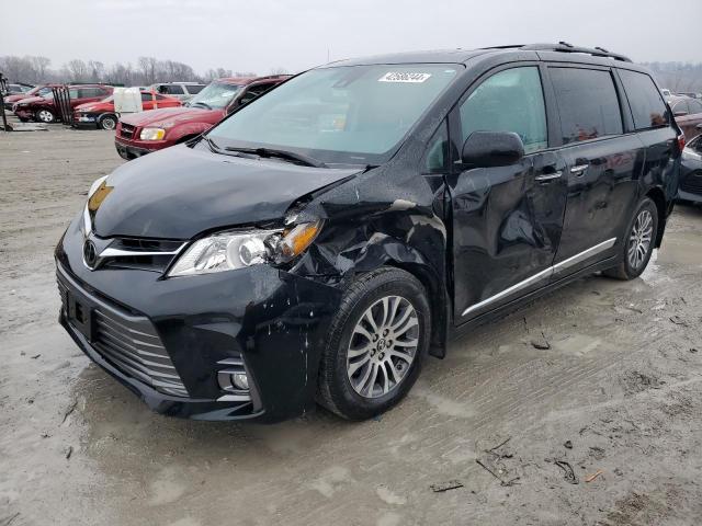 2018 TOYOTA SIENNA XLE, 