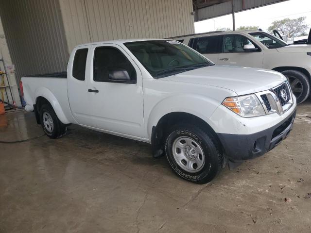 1N6BD0CT9JN750145 - 2018 NISSAN FRONTIER S WHITE photo 4