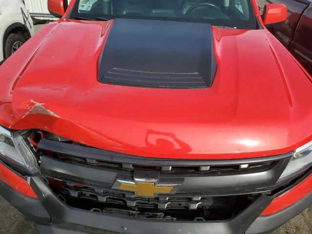 1GCGTEEN5J1298709 - 2018 CHEVROLET COLORADO ZR2 RED photo 11