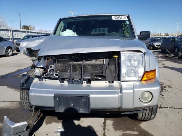 1J4RG4GK3AC125456 - 2010 JEEP COMMANDER SPORT ვერცხლისფერი ფოტო 5