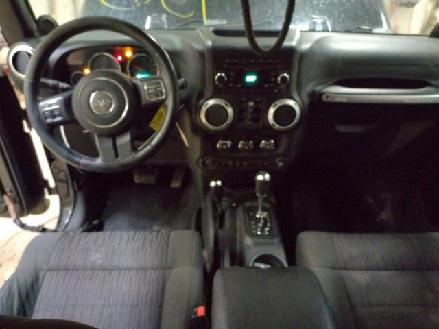 1C4BJWEG8CL179275 - 2012 JEEP WRANGLER U SAHARA BLACK photo 8