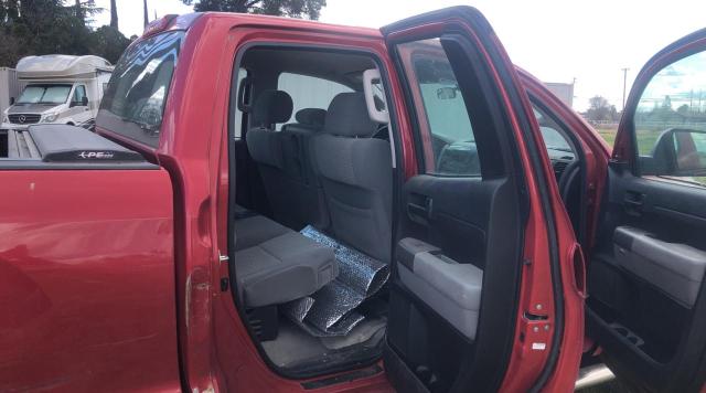 5TFRM5F10BX024835 - 2011 TOYOTA TUNDRA DOUBLE CAB SR5 RED photo 6