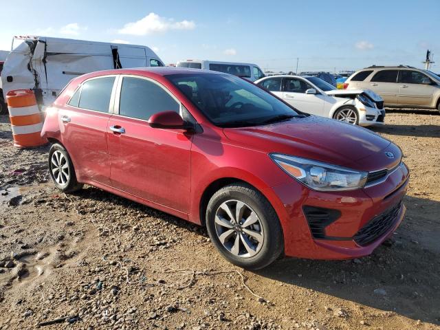 3KPA25AD7ME375975 - 2021 KIA RIO S RED photo 4