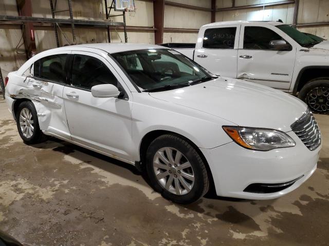 1C3BC1FBXBN555594 - 2011 CHRYSLER 200 TOURING WHITE photo 4