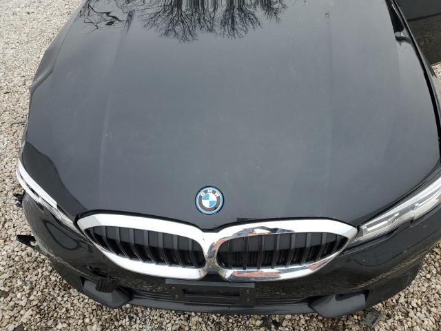 3MW5P9J01N8C65749 - 2022 BMW 330XE BLACK photo 11