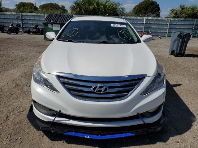 5NPEC4AB8EH940920 - 2014 HYUNDAI SONATA SE WHITE photo 5