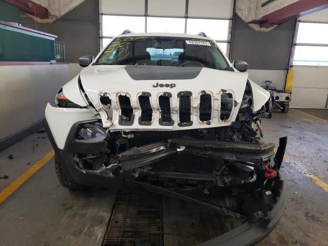1C4PJMBS0EW128714 - 2014 JEEP CHEROKEE TRAILHAWK WHITE photo 5