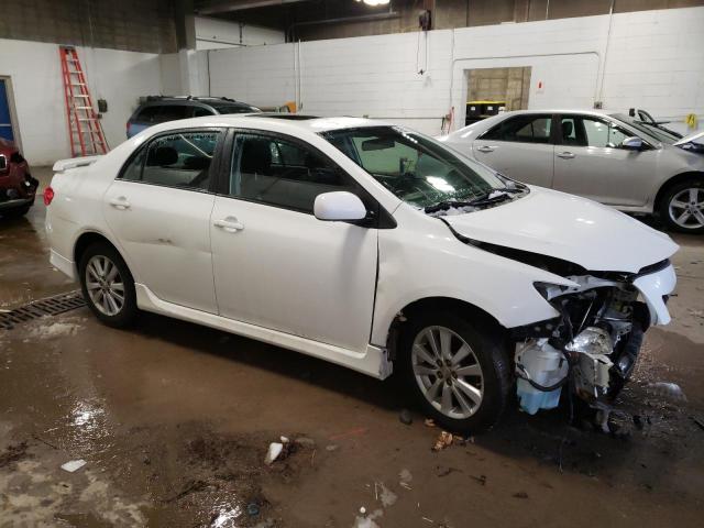 2T1BU4EE9AC409713 - 2010 TOYOTA COROLLA BASE WHITE photo 4