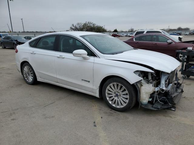 3FA6P0LU3FR134049 - 2015 FORD FUSION SE HYBRID WHITE photo 4