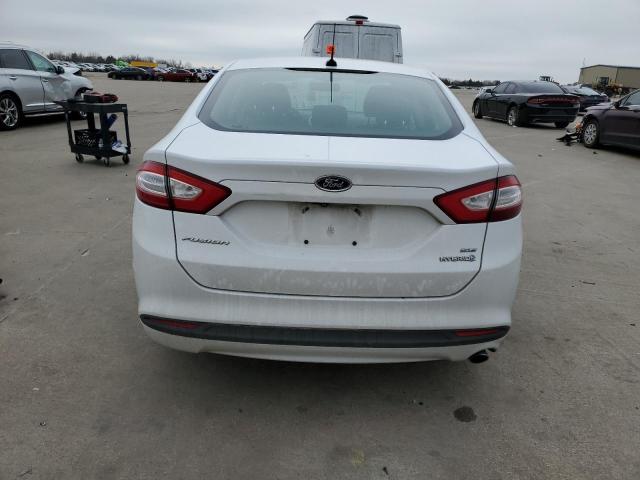 3FA6P0LU3FR134049 - 2015 FORD FUSION SE HYBRID WHITE photo 6