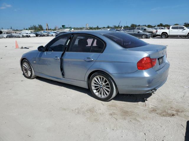 WBAPK73579A454100 - 2009 BMW 328I XI BLUE photo 2