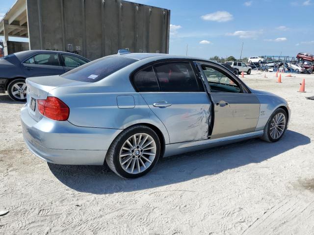WBAPK73579A454100 - 2009 BMW 328I XI BLUE photo 3