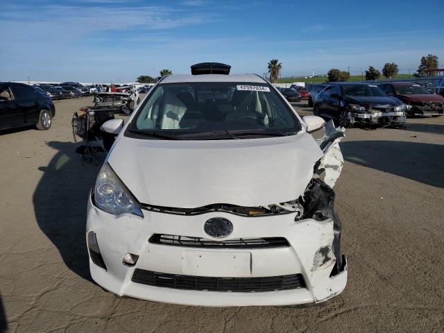 JTDKDTB36C1526623 - 2012 TOYOTA PRIUS C WHITE photo 5