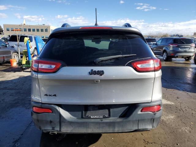 1C4PJMCB0GW152805 - 2016 JEEP CHEROKEE LATITUDE SILVER photo 6