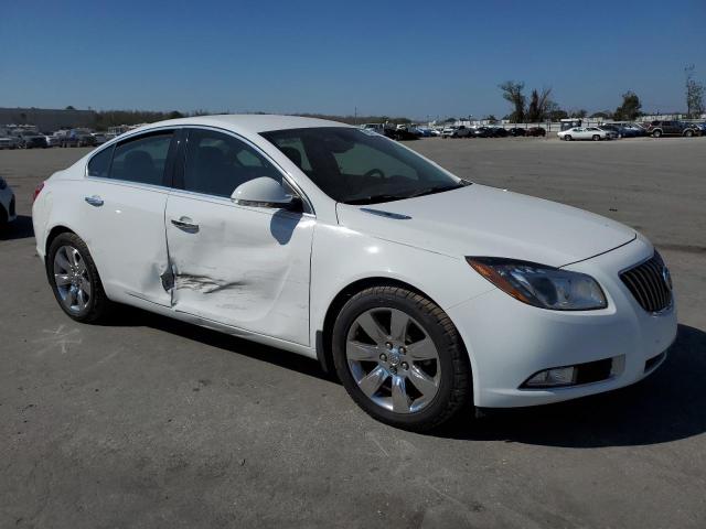 2G4GT5GV0D9227362 - 2013 BUICK REGAL PREMIUM WHITE photo 4